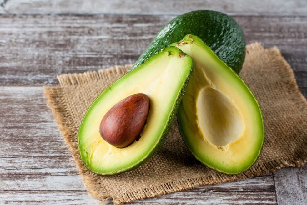 Avocado ist Teil eines Salats, der die männliche Potenz stärkt