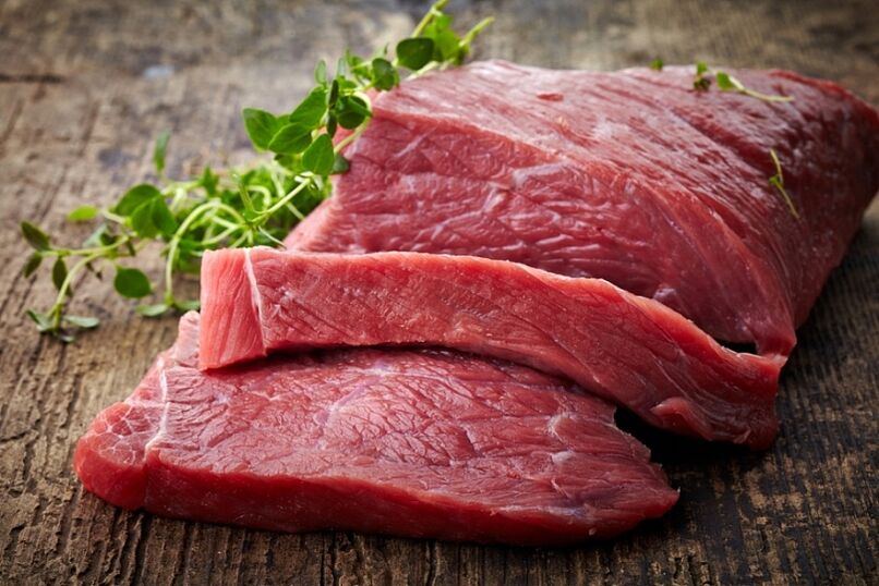 Rotes Fleisch für Kraft